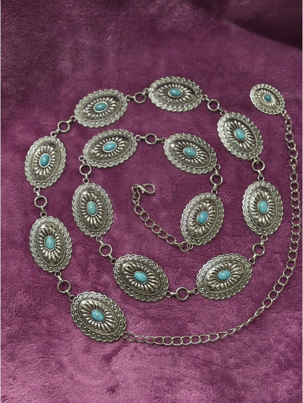 Western-style silver-tone oval concho chain belt turquoise stone medallions 58"
